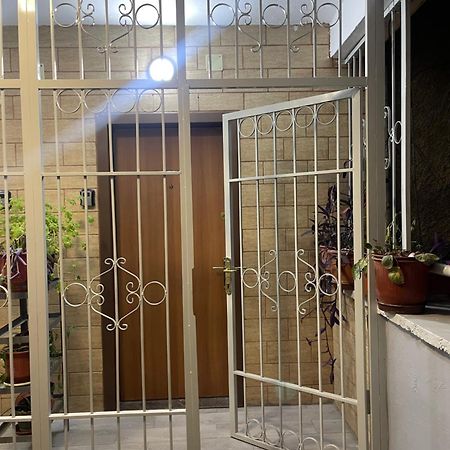 Warm Apartment In The Center Of Tirana City Bagian luar foto
