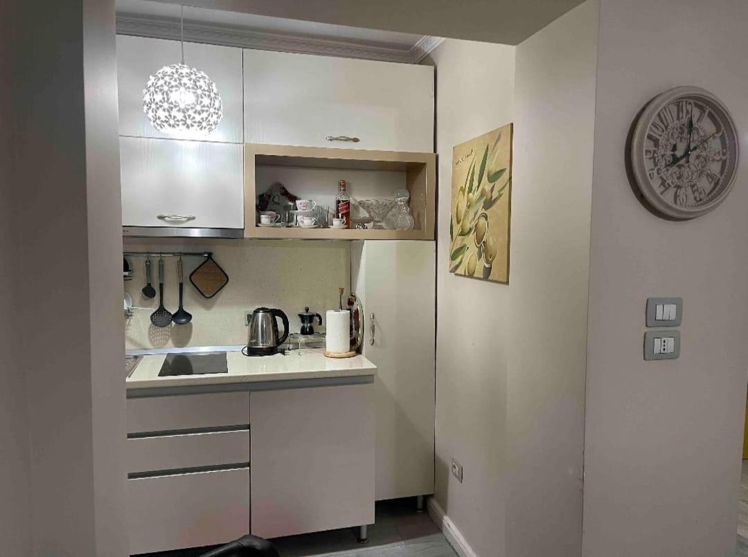 Warm Apartment In The Center Of Tirana City Bagian luar foto