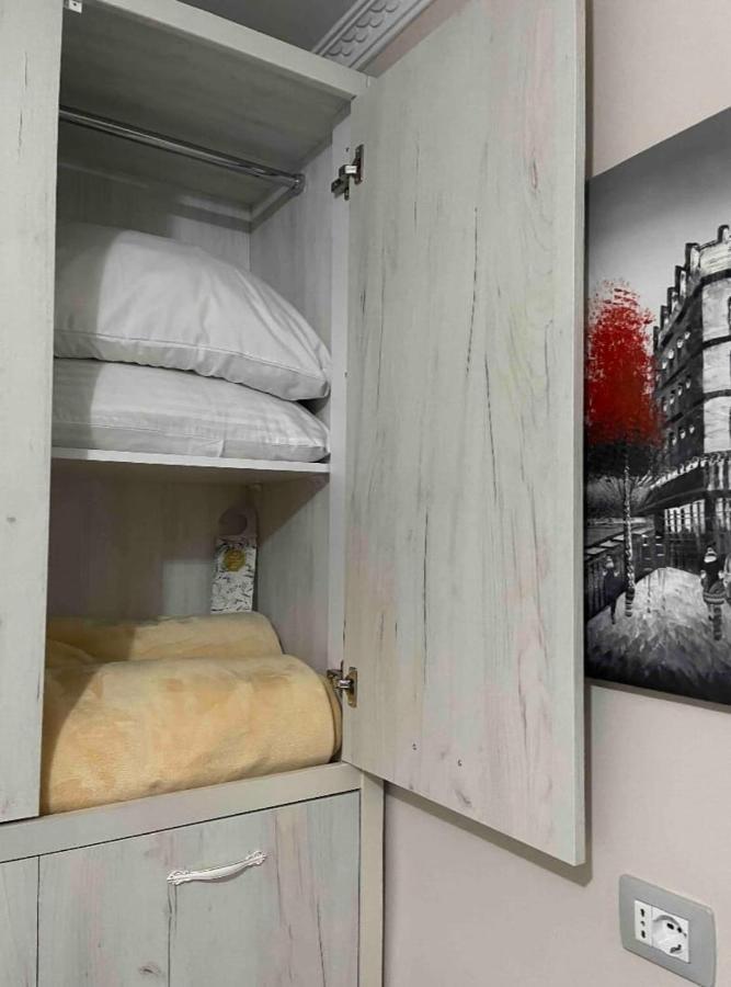 Warm Apartment In The Center Of Tirana City Bagian luar foto