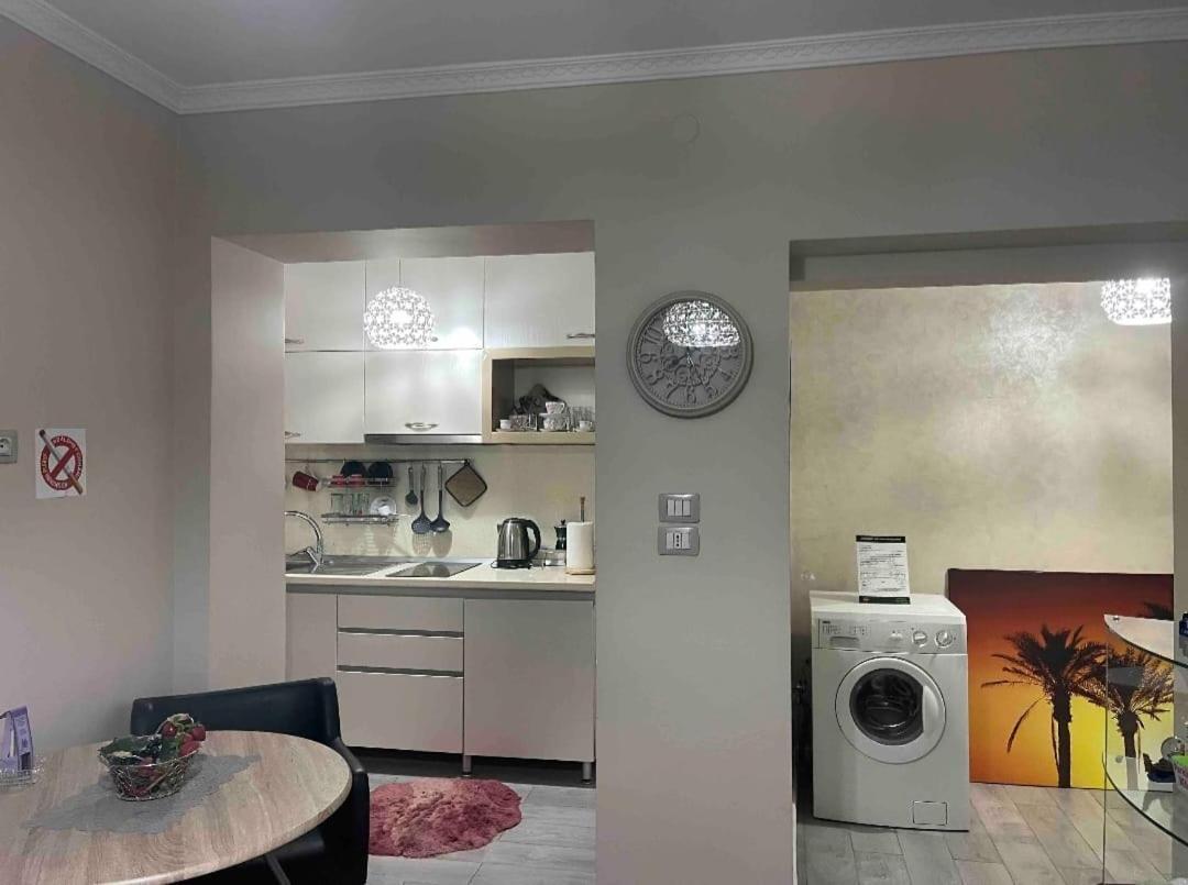 Warm Apartment In The Center Of Tirana City Bagian luar foto